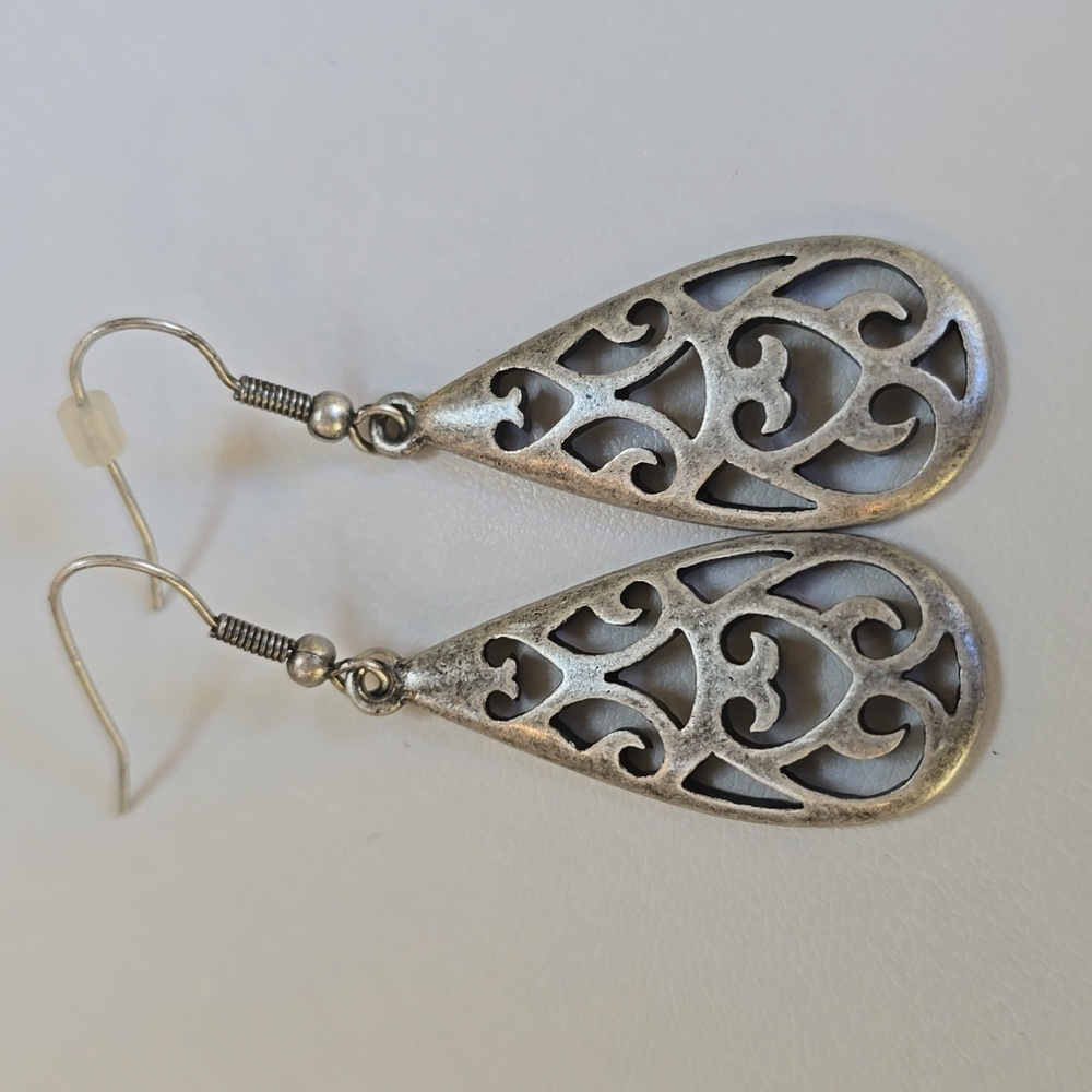 Lia Sophia Silver Metal Tone Dangle Earings